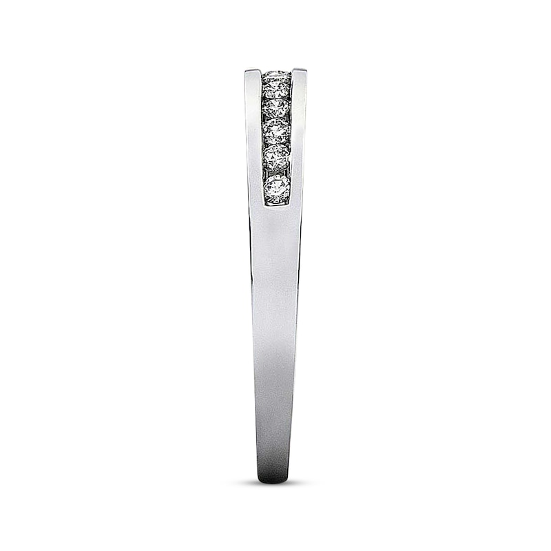 Main Image 2 of Diamond Wedding Band 1/4 ct tw Diamonds 14K White Gold