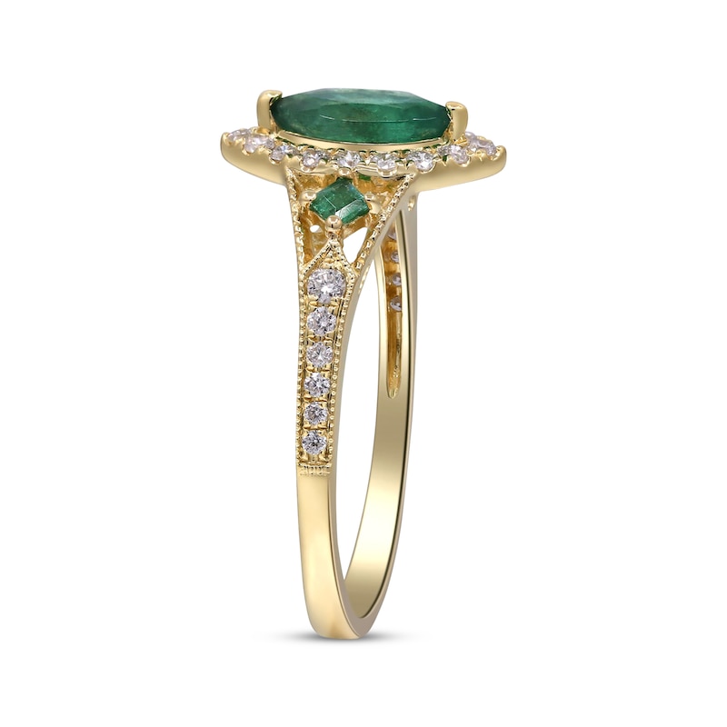 Main Image 2 of Marquise-Cut Emerald & Diamond Ring 1/4 ct tw 10K Yellow Gold