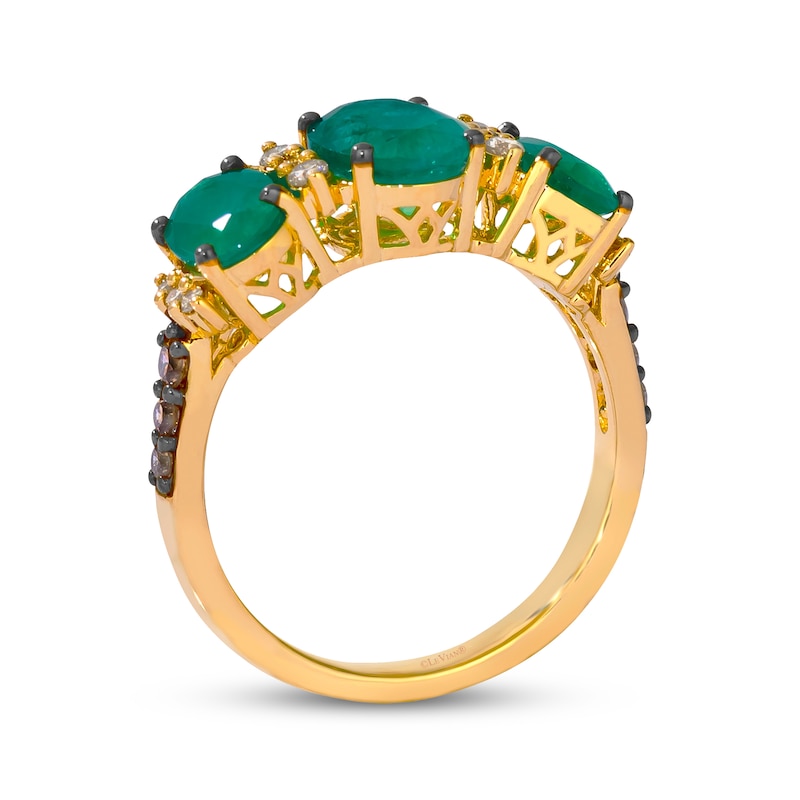 Main Image 3 of Le Vian Oval-Cut Emerald Three-Stone Ring 1/4 ct tw Diamonds 14K Honey Gold