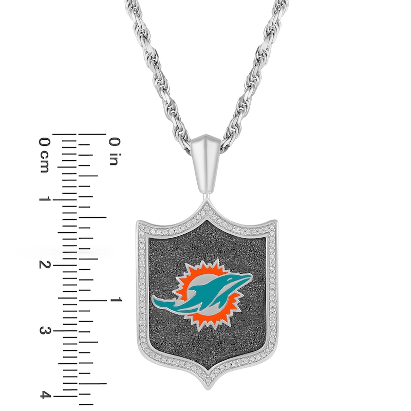 True Fans Cleveland Browns 1/20 CT. T.W. Diamond Helmet Necklace in  Sterling Silver