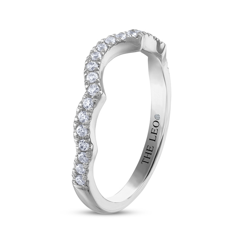 Main Image 2 of THE LEO Diamond Round-Cut Wedding Band 1/4 ct tw 14K White Gold