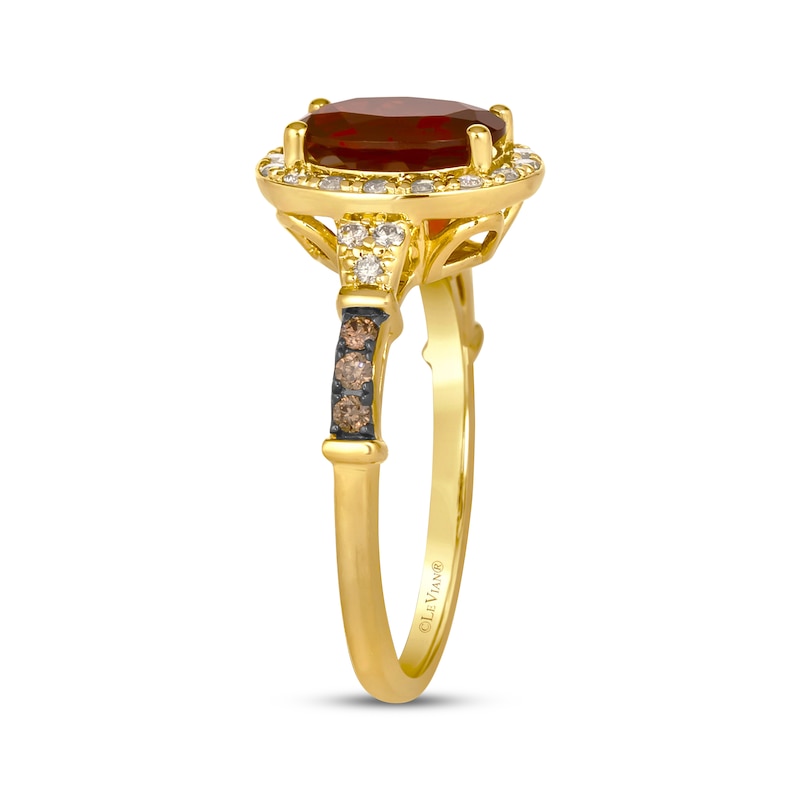 Main Image 2 of Le Vian Oval-Cut Garnet Ring 1/4 ct tw Diamonds 14K Honey Gold