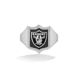 True Fans Las Vegas Raiders 1/6 CT. T.W. Diamond and Enamel Shield Ring in Sterling Silver