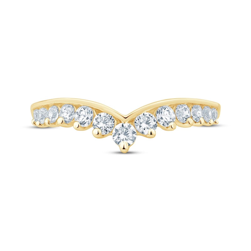 Main Image 3 of Diamond Chevron Anniversary Band 1/2 ct tw 14K Yellow Gold