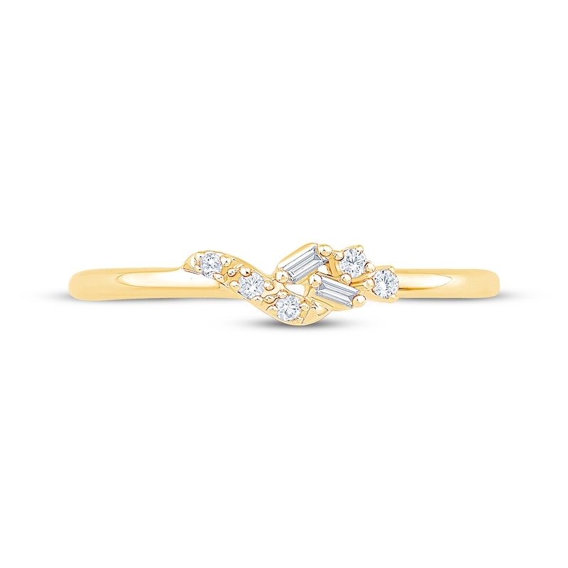 Baguette & Round-Cut Diamond Cluster Anniversary Ring 1/20 ct tw 10K Yellow Gold