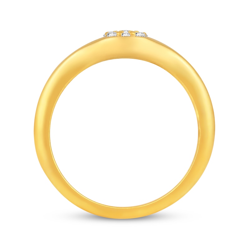 Main Image 3 of Multi-Diamond Center Circle Signet Ring 1/6 ct tw 10K Yellow Gold