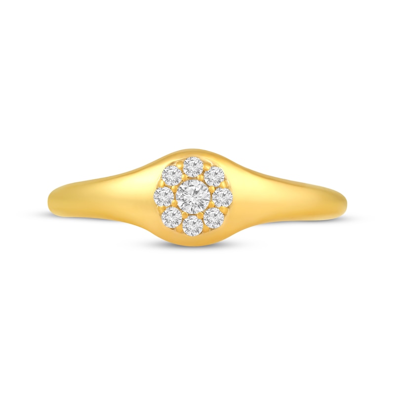 Main Image 4 of Multi-Diamond Center Circle Signet Ring 1/6 ct tw 10K Yellow Gold