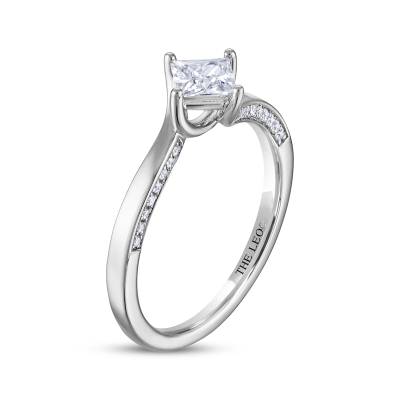 Main Image 5 of THE LEO Diamond Princess-Cut Twist Engagement Ring 5/8 ct tw 14K White Gold