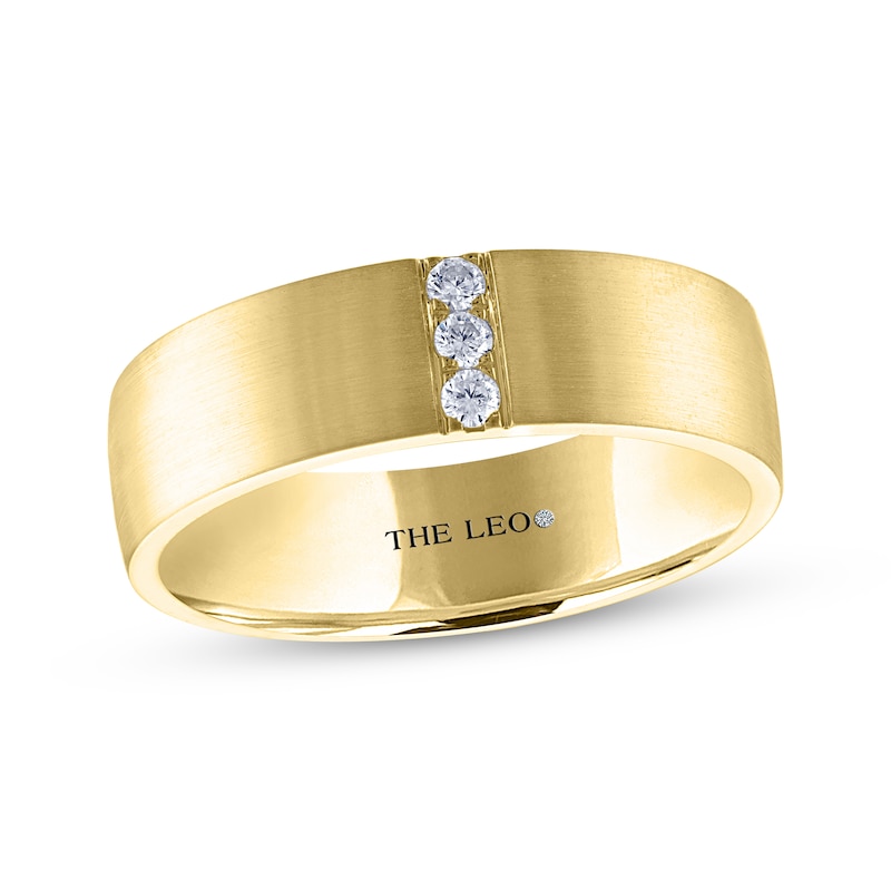 Main Image 1 of Men's THE LEO Diamond Three-Stone Wedding Band 1/10 ct tw 14K Yellow Gold