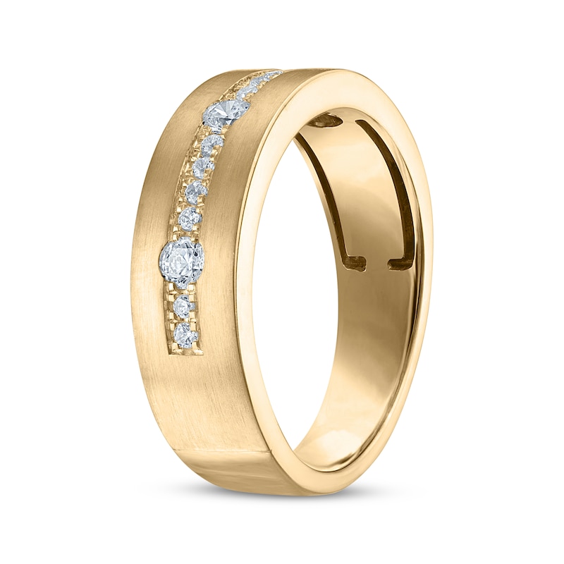 Main Image 2 of Men's Diamond Wedding Band 3/8 ct tw 14K Yellow Gold