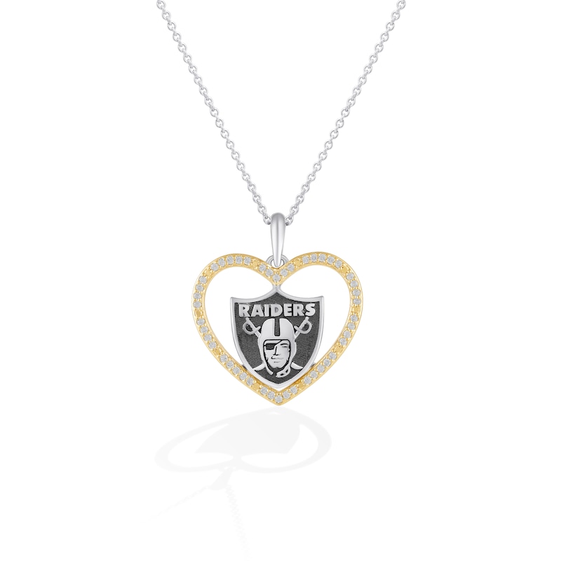 True Fans Tennessee Titans 1/10 CT. T.W. Diamond Enamel Disc Necklace in  Sterling Silver and 10K Yellow Gold