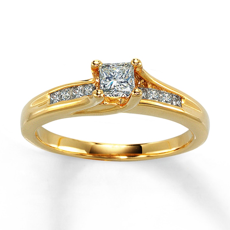 Main Image 1 of Previously Owned Engagement Ring 1/2 ct tw Princess-cut Diamonds 14K Yellow Gold