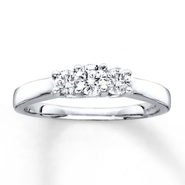 Previously Owned Ring 1/2 ct tw Diamonds 14K White Gold & Platinum