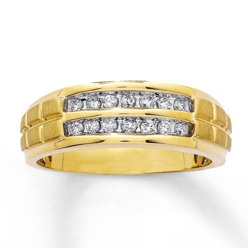 Main Image 1 of Previously Owned Round-Cut Diamond Ring 1/4 ct tw 10K Yellow Gold