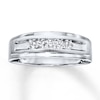 Thumbnail Image 1 of Previously Owned Men's Diamond Wedding Band 1/4 ct tw Round-cut 10K White Gold