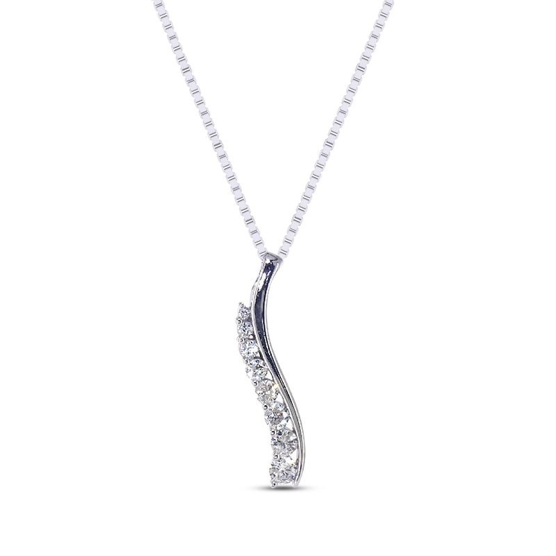 Main Image 1 of Previously Owned Diamond Journey Necklace 3/4 ct tw Round-cut 14K White Gold 18&quot;