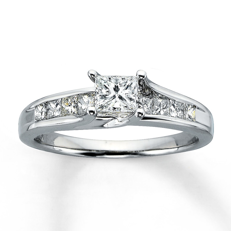 Main Image 1 of Previously Owned Diamond Engagement Ring 1 ct tw Princess-cut 14K White Gold