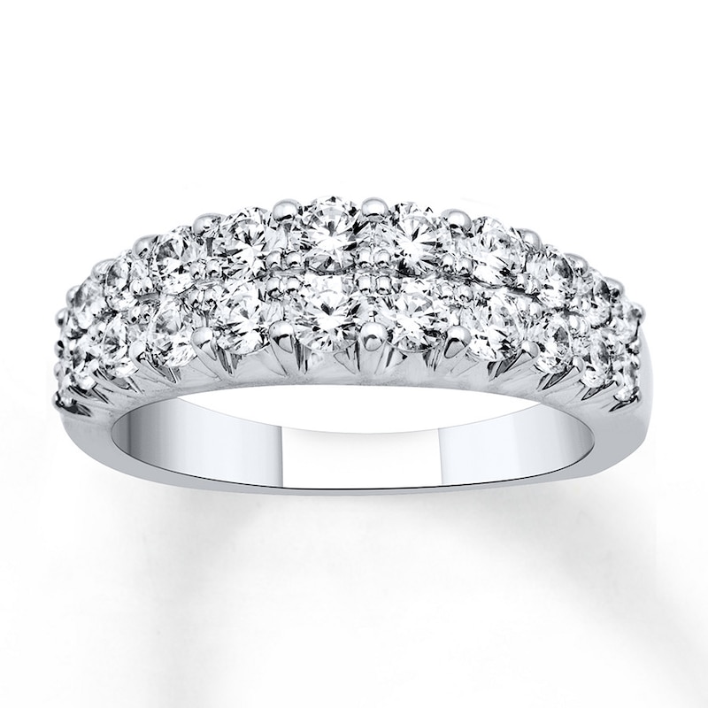 Main Image 1 of Previously Owned Hearts Desire Diamond Anniversary Band 1-1/4 ct tw Round-cut 18K White Gold