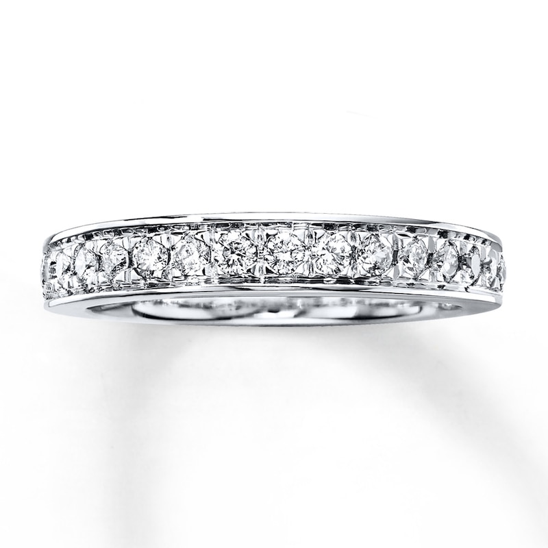 Main Image 1 of Previously Owned Diamond Wedding Ring 3/8 ct tw Round-cut 14K White Gold - Size 11.25