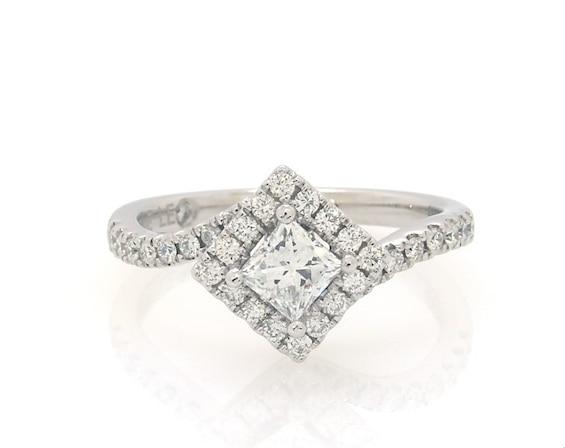 Previously Owned THE LEO Diamond Princess-Cut Engagement Ring 7/8 ct tw 14K White Gold