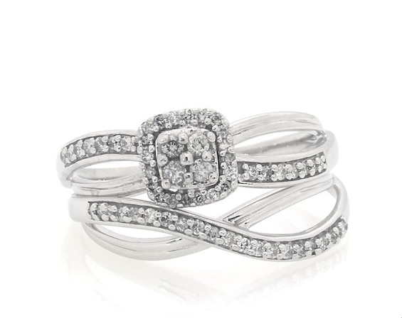 Previously Owned Diamond Bridal Set 3/8 ct tw Round-cut 10K White Gold