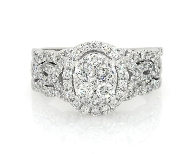 Previously Owned Round-Cut Diamond Oval Halo Bridal Set 1-3/8 ct tw 14K White Gold Size 9.5