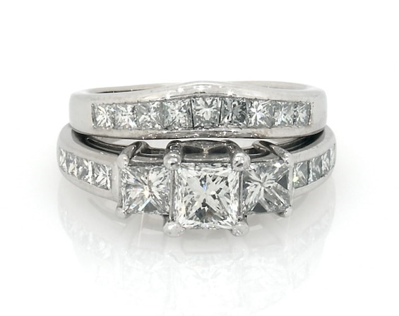 Previously Owned Princess-Cut Diamond Three-Stone Bridal Set 1-/ ct tw 14K White Gold Size