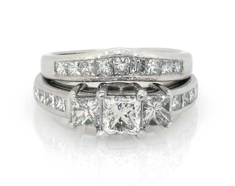 Previously Owned Princess Cut Diamond Three Stone Bridal Set 1 78 Ct Tw 14k White Gold Size 4 Kay 7077