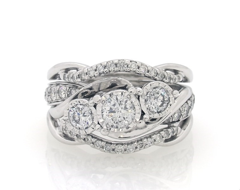 Main Image 1 of Previously Owned Round-Cut Diamond Three-Stone Bridal Set 1-1/5 ct tw 14K White Gold Size 5.5