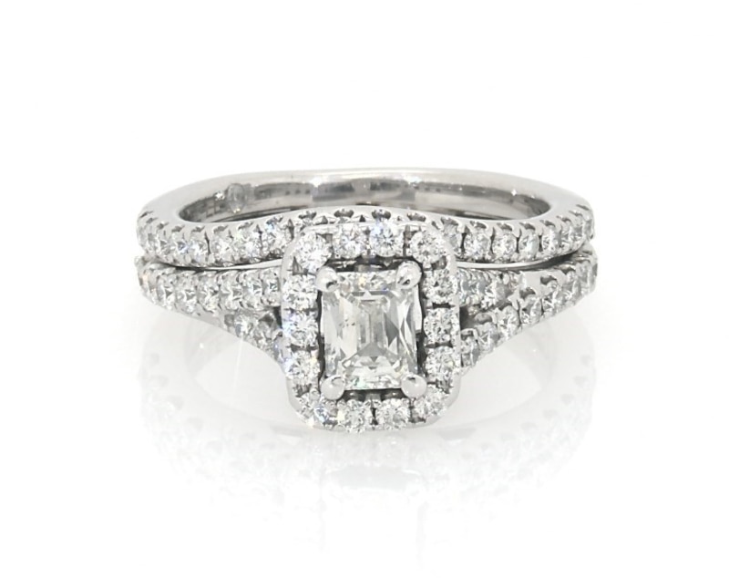 Main Image 1 of Previously Owned THE LEO Diamond Emerald-Cut Bridal Set 1-1/3 ct tw 14K White Gold Size 5.5