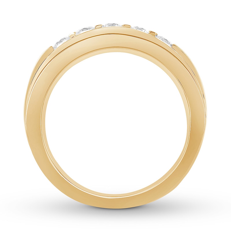 Main Image 2 of Previously Owned THE LEO Diamond Men's Wedding Band 5/8 ct tw Round 14K Yellow Gold