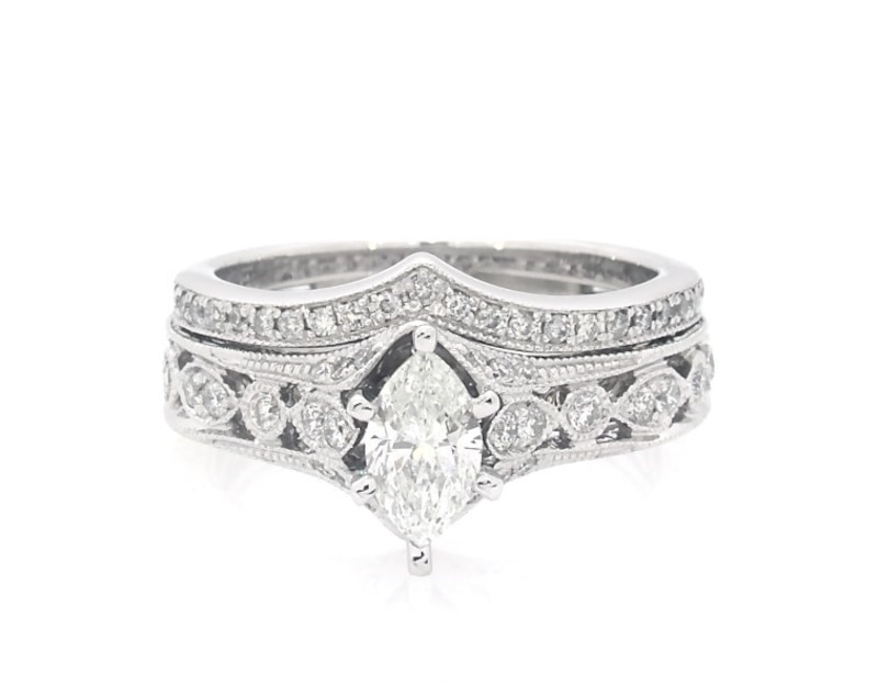 Main Image 1 of Previously Owned Neil Lane Marquise-Cut Diamond Bridal Set 1 ct tw 14K White Gold Size 5.5