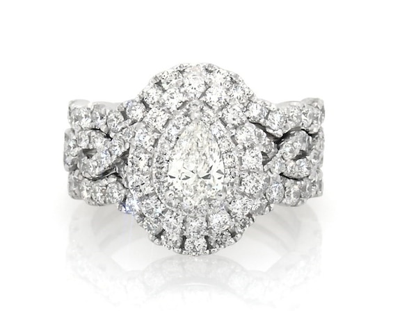 Previously Owned Pear-Shaped Diamond Double Halo Bridal Set 1-7/8 ct tw 14K White Gold Size 5.5