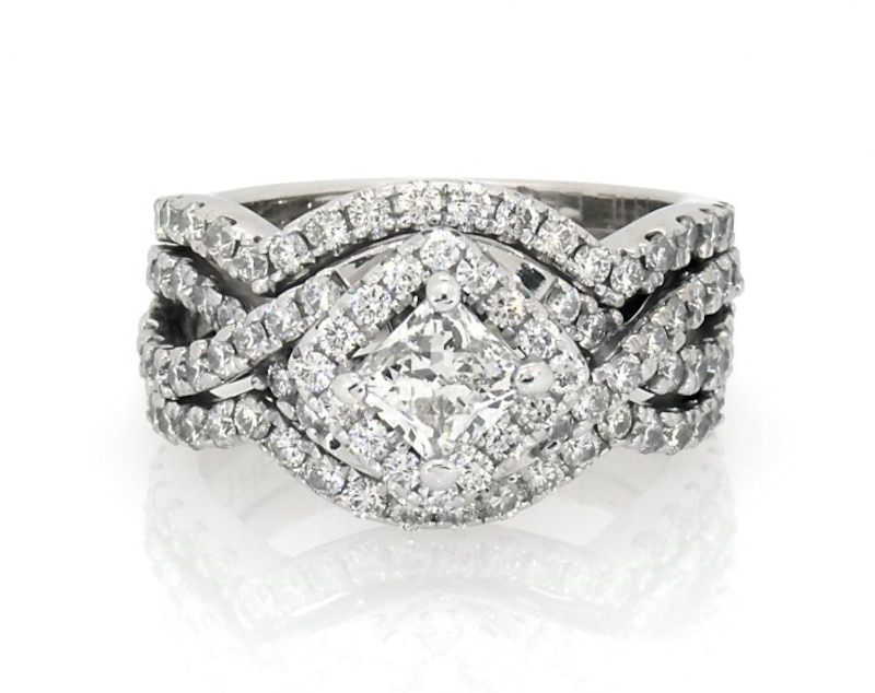 Main Image 1 of Previously Owned THE LEO Diamond Princess-Cut Bridal Set 1-1/2 ct tw 14K White Gold Size 6