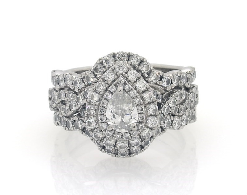 Main Image 1 of Previously Owned Neil Lane Pear-Shaped Diamond Double Halo Bridal Set 1-7/8 ct tw 14K White Gold Size 7