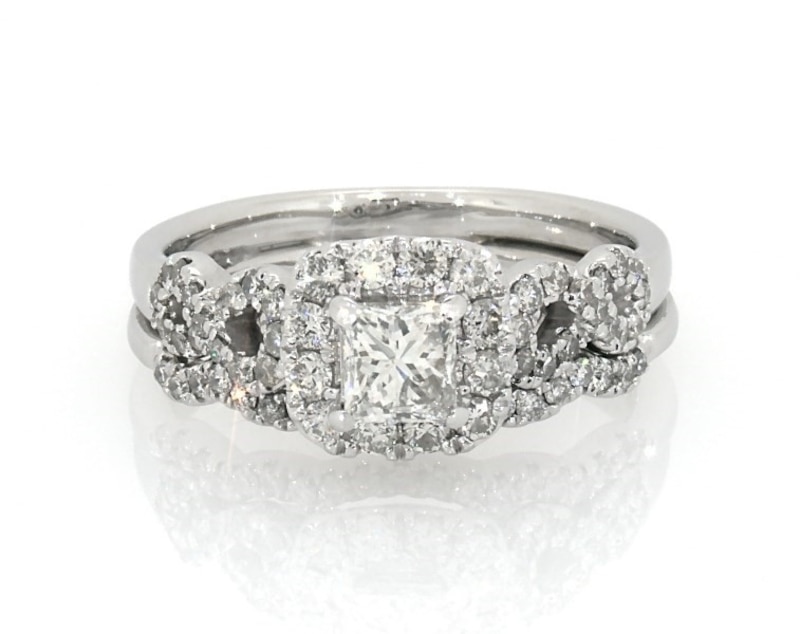 Main Image 1 of Previously Owned Princess-Cut Diamond Halo Bridal Set 1 ct tw 14K White Gold Size 7.5