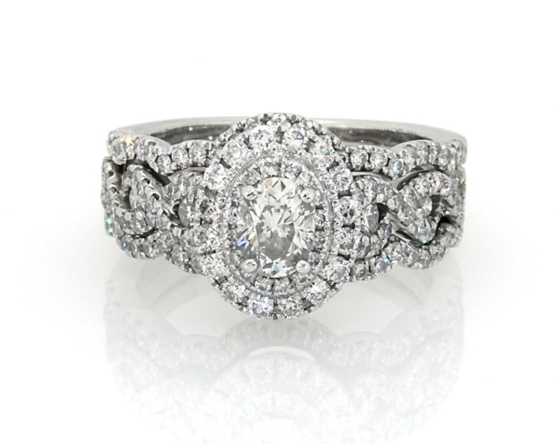 Main Image 1 of Previously Owned Neil Lane Oval-Cut Diamond Halo Bridal Set 1-3/8 ct tw 14K White Gold Size 6