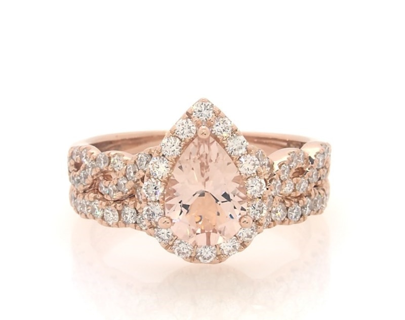 Previously Owned Neil Lane Pear Shaped Morganite And Diamond Bridal Set 1 Ct Tw 14k Rose Gold Size 4532