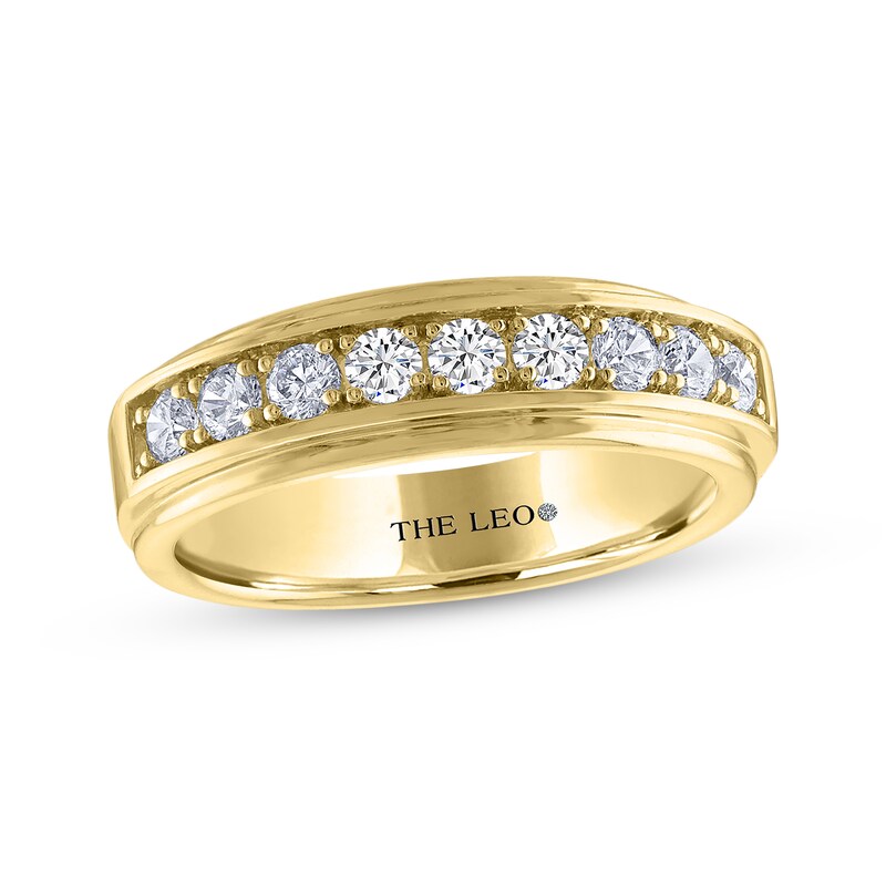 Main Image 1 of Men's THE LEO Diamond Wedding Band 3/4 ct tw 14K Yellow Gold