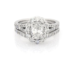 Previously Owned Neil Lane Oval-Cut Diamond Halo Bridal Set 1-7/8 ct tw 14K White Gold Size 4.75