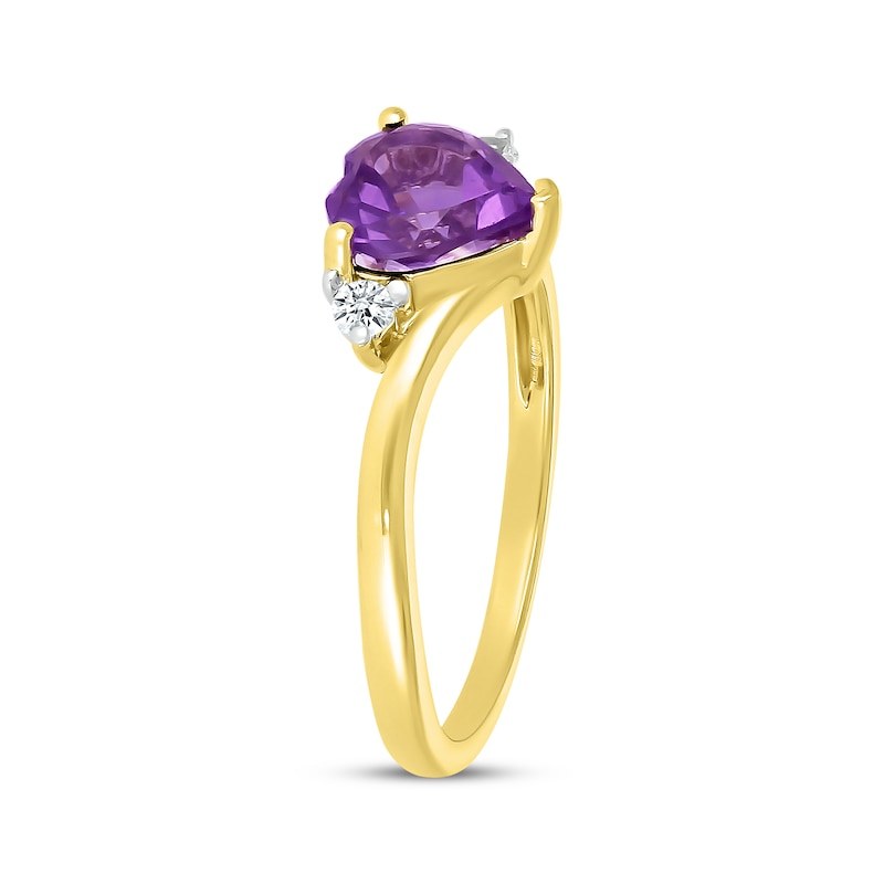 Heart-Shaped Amethyst & Diamond Ring 1/15 ct tw 10K Yellow Gold