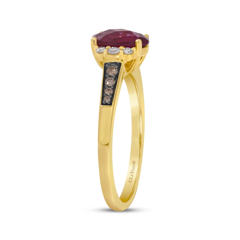 Main Image 2 of Le Vian Oval-Cut Garnet Ring 1/5 ct tw Diamonds 14K Honey Gold