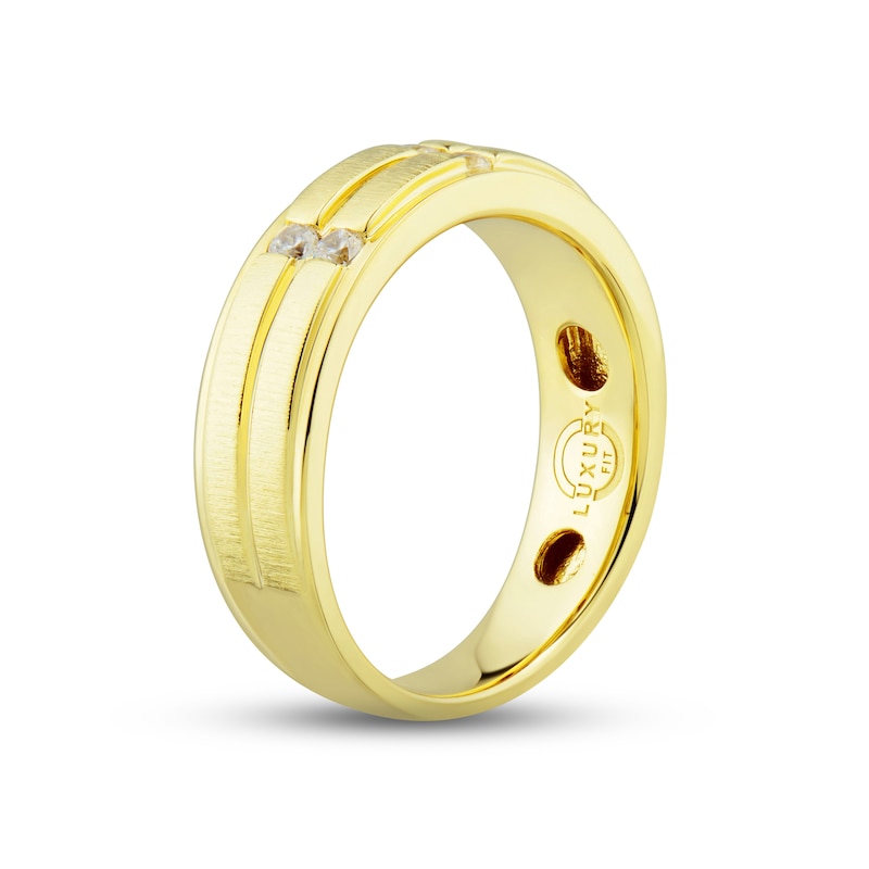 Main Image 2 of Men's Diamond Wedding Band 1/4 ct tw Round-cut 10K Yellow Gold