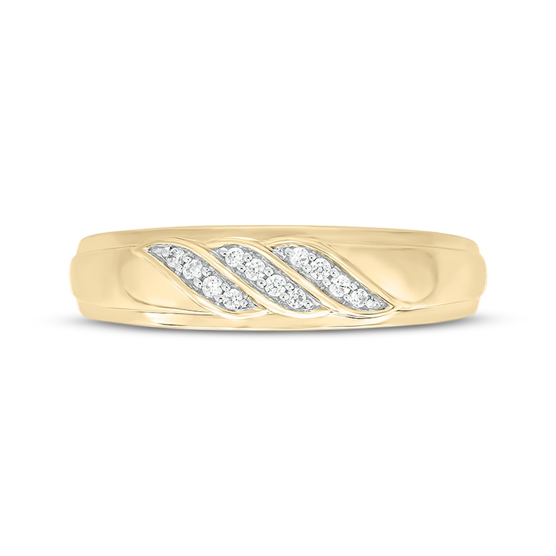 Main Image 4 of Men’s Round-Cut Diamond Wedding Band 1/10 ct tw 10K Yellow Gold