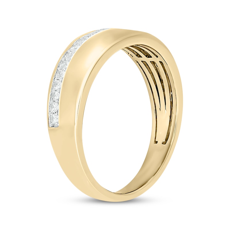 Main Image 2 of Men’s Round-Cut Diamond Arched Row Wedding Band 1/4 ct tw 10K Yellow Gold