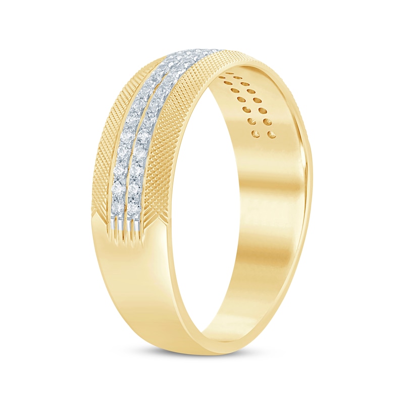 Main Image 2 of Men's Round-Cut Diamond Mesh Pattern Wedding Band 1/3 ct tw 10K Yellow Gold