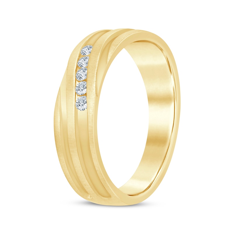 Main Image 2 of Men's Diamond Five-Stone Wedding Band 1/6 ct tw 10K Yellow Gold